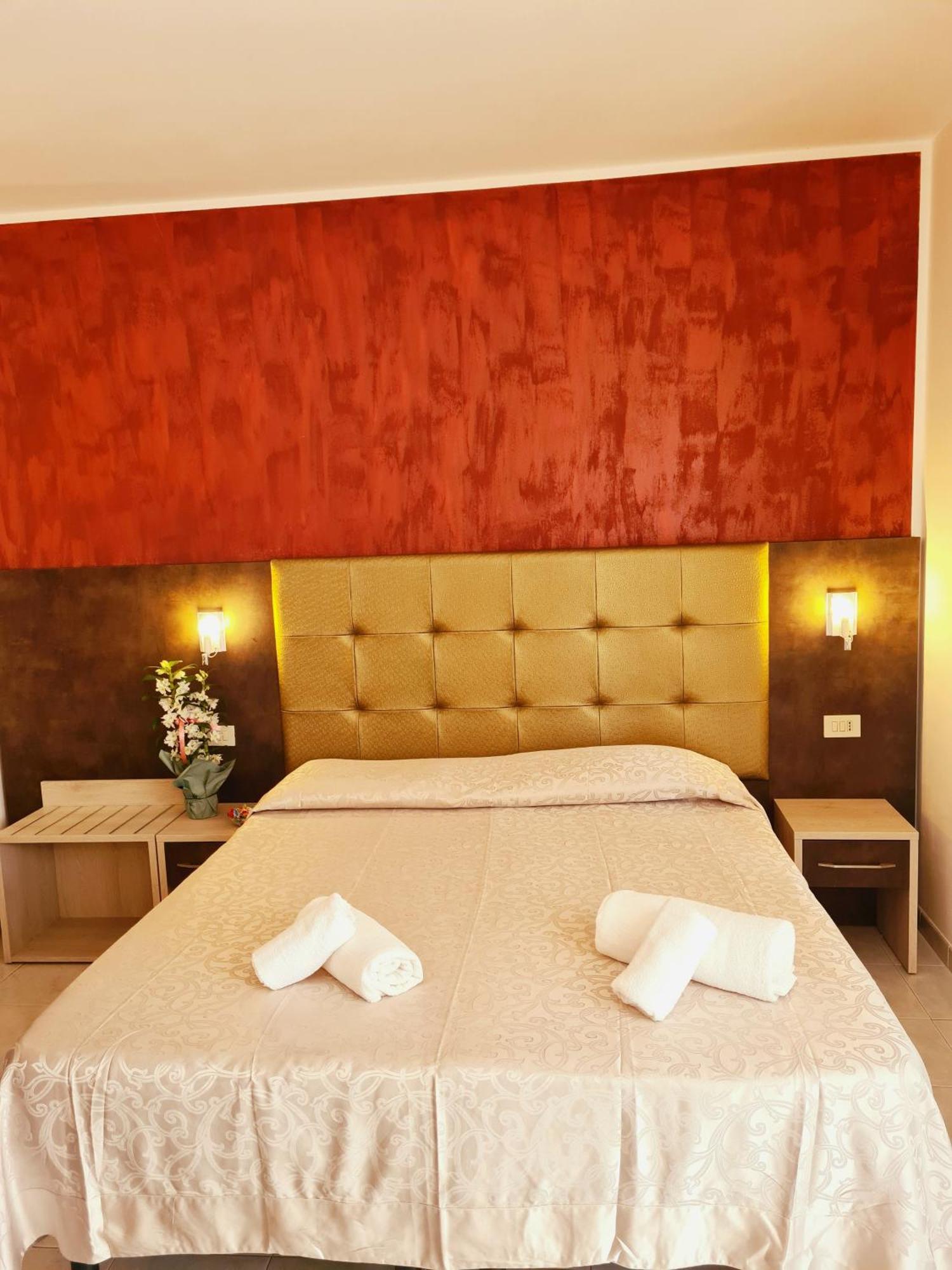Hotel Laura Cesenatico Kamer foto